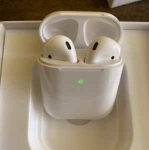 AirPods 2nd Generation with powebank